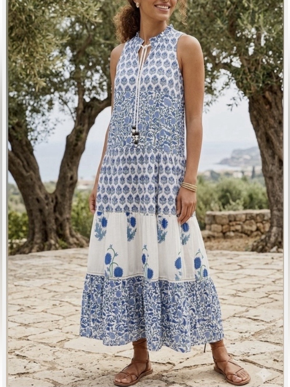 Chelsea & Theodore White and Blue Floral Tiered Midi Dress Size 1X